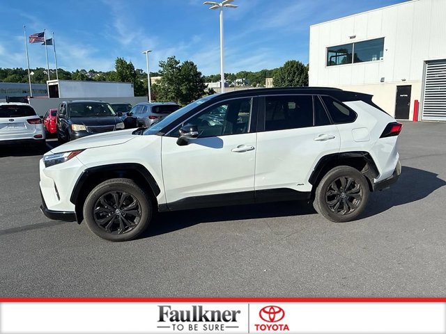 Used 2024 Toyota RAV4 XSE AWD/4WD image 14
