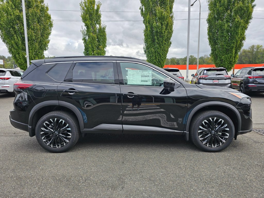 New 2026 Nissan Rogue Dark Armor AWD/4WD image 4