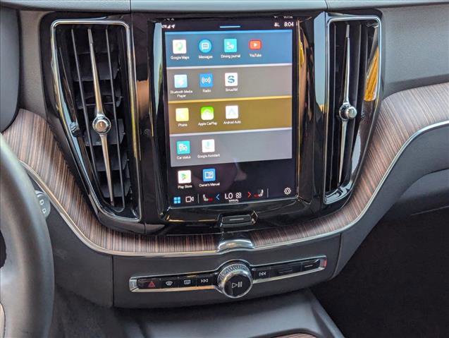 Used 2022 Volvo XC60 T8 Inscription Expression image 13