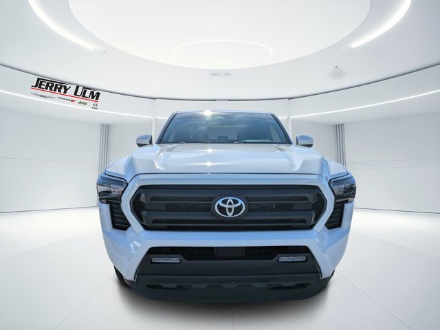 Used 2024 Toyota Tacoma SR5 image 7