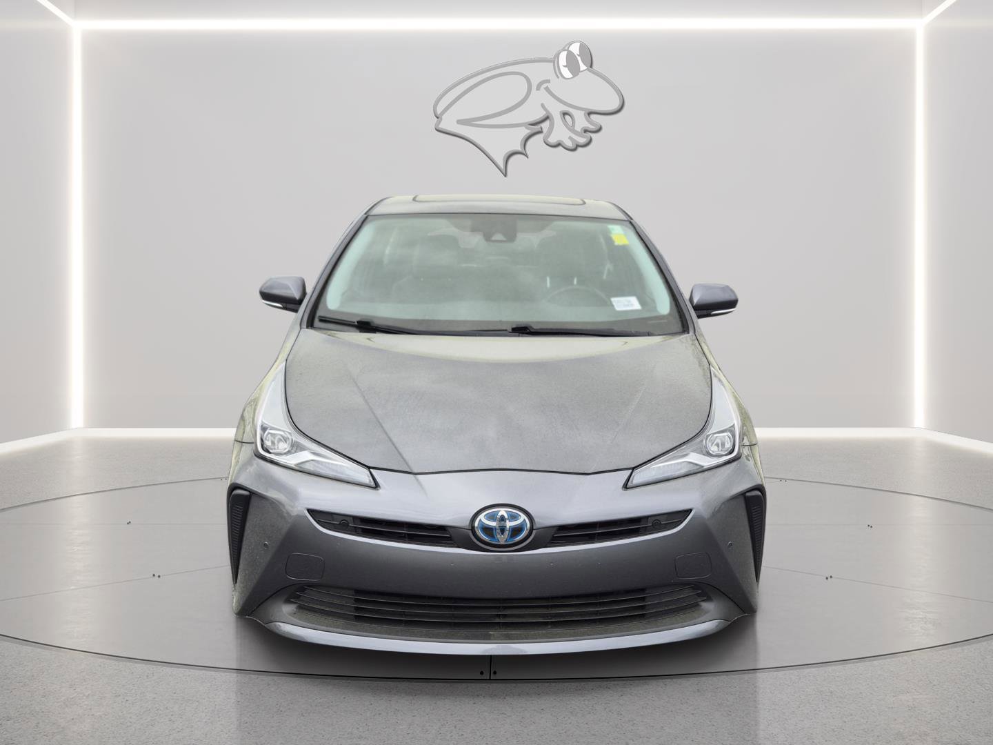 Used 2021 Toyota Prius Limited w/ Premium Convenience Package FWD image 2