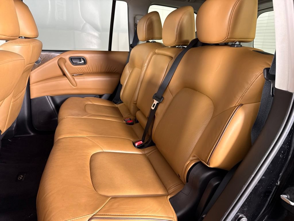 Used 2016 INFINITI QX80 4WD w/ Signature Edition Package image 29