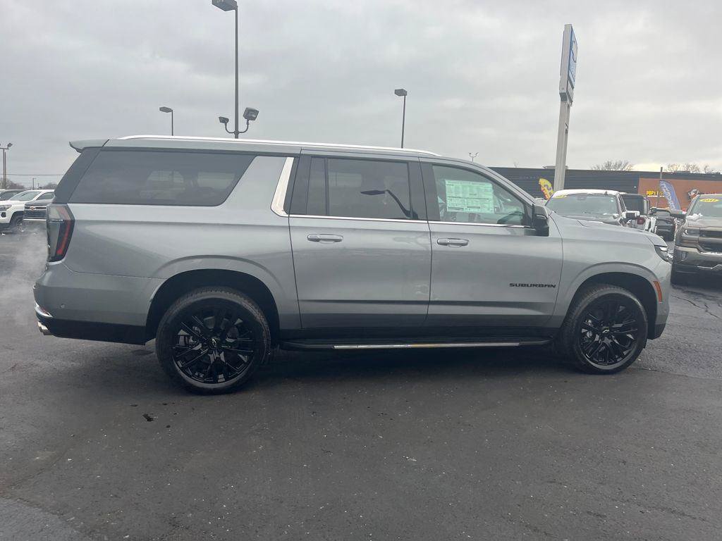 New 2026 Chevrolet Suburban Premier AWD/4WD image 6