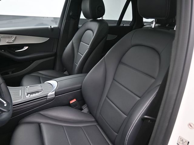 Certified 2022 Mercedes-Benz GLC 300 image 33