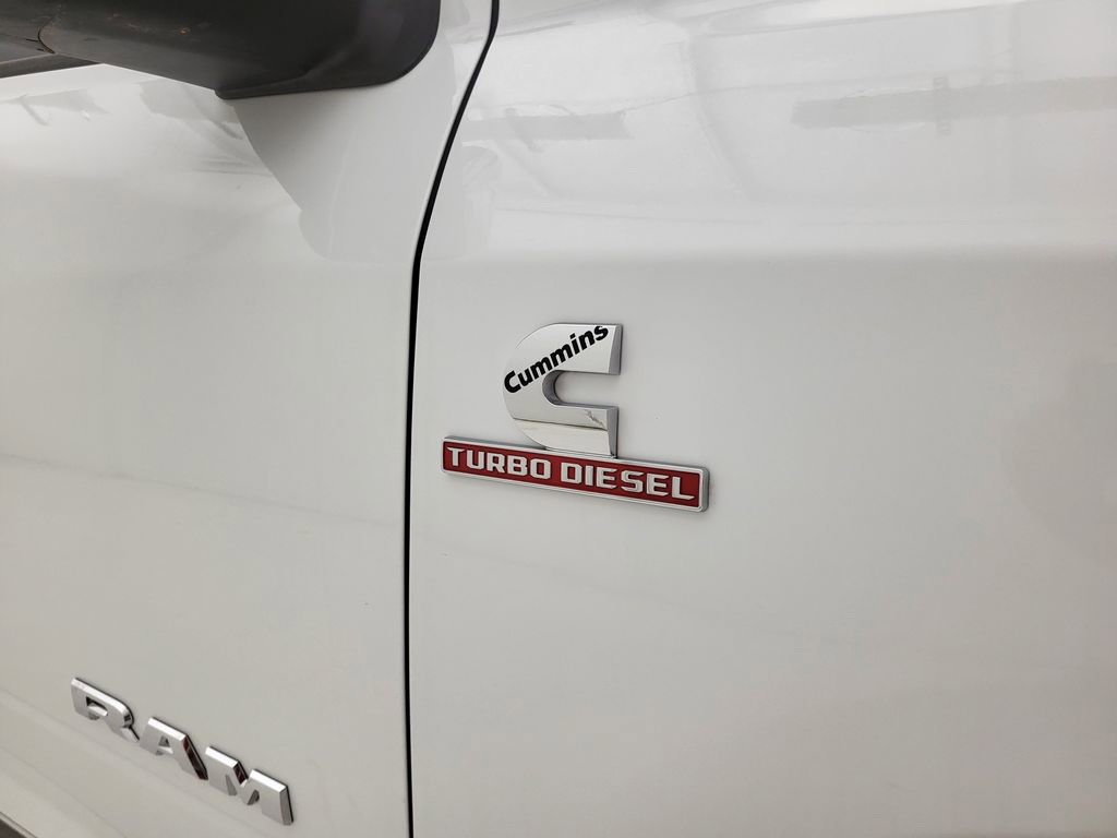 Used 2024 RAM 2500 Laramie image 32