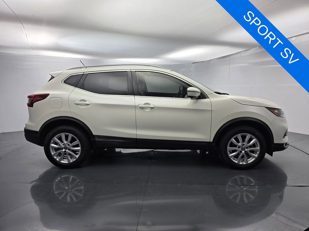 Used 2020 Nissan Rogue Sport SV w/ Technology Package video 3