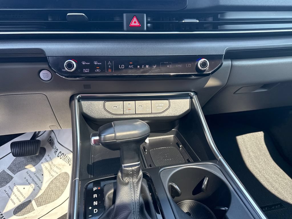 Used 2025 Kia Carnival SX FWD image 23