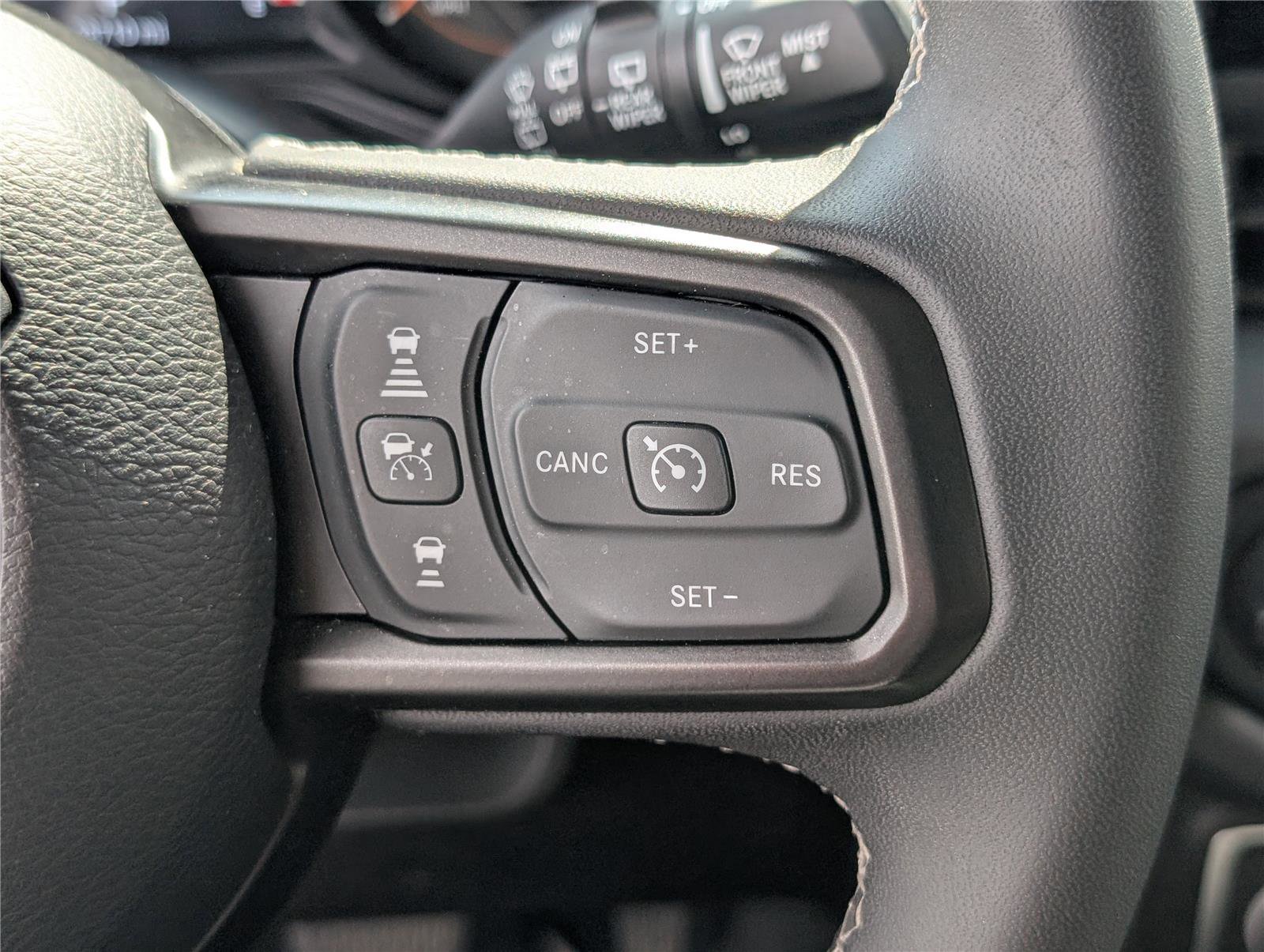 Used 2025 Jeep Wrangler Unlimited Rubicon AWD/4WD image 20