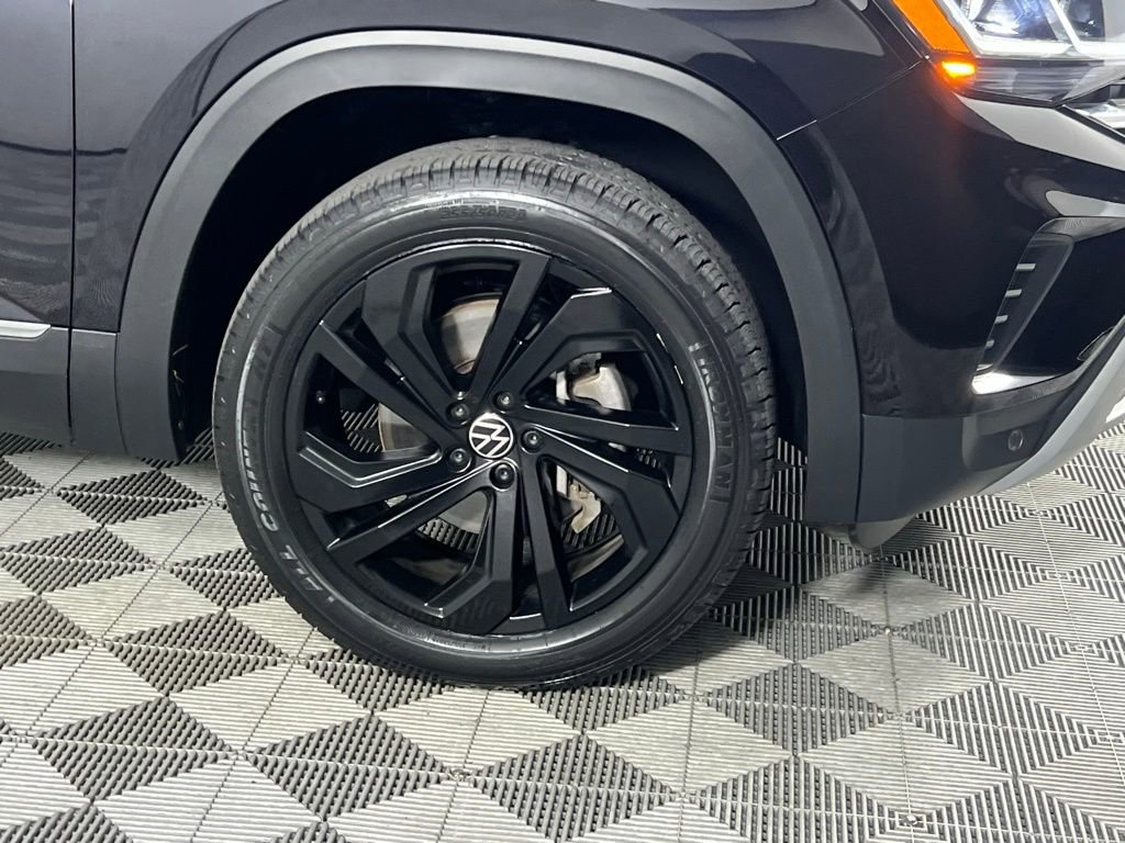 Used 2023 Volkswagen Atlas SEL image 14