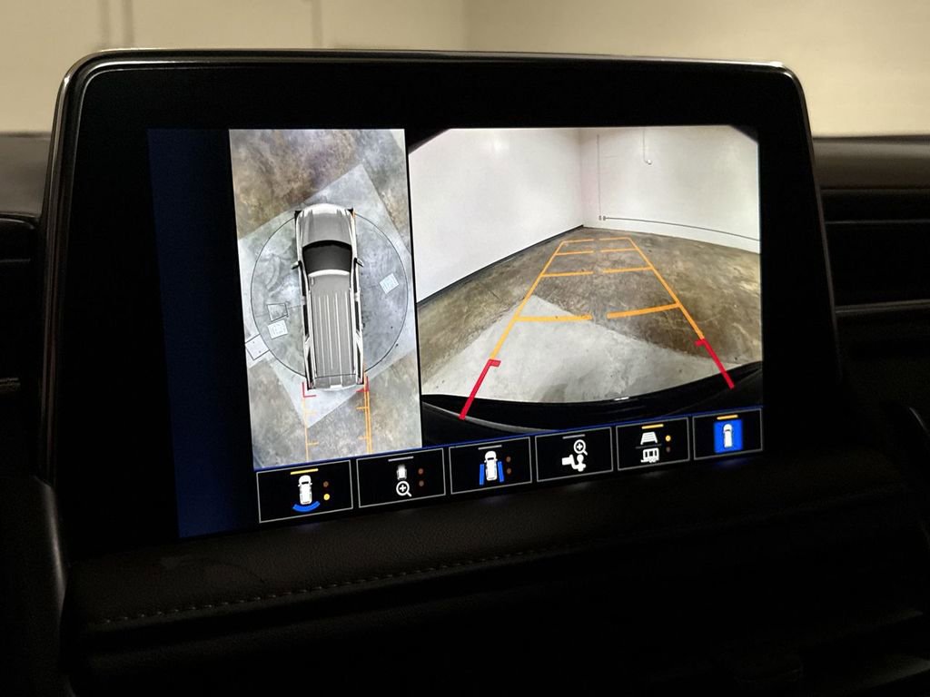 Used 2023 Chevrolet Tahoe Z71 w/ Luxury Package image 15