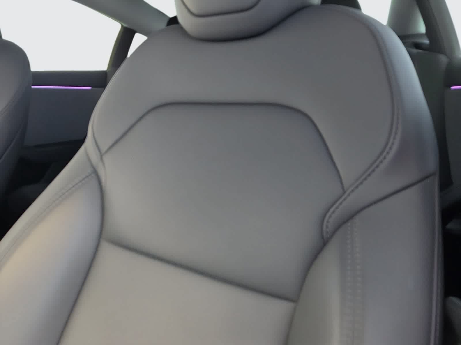 Used 2024 Tesla Model 3 Standard Range RWD image 23
