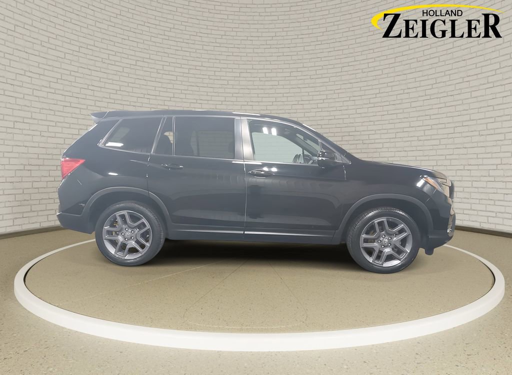 Used 2023 Honda Passport EX-L image 4