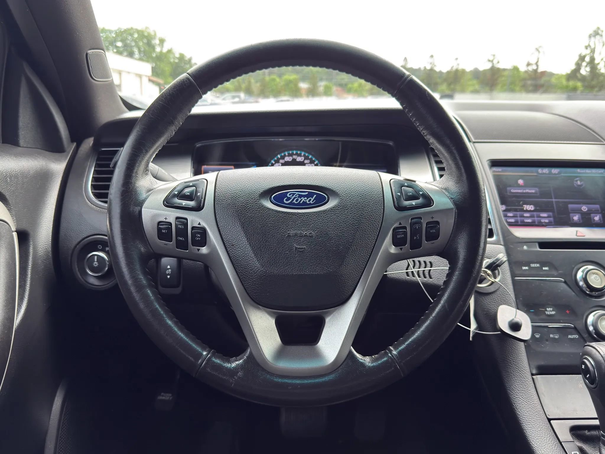 Used 2014 Ford Taurus SEL w/ Equipment Group 201A AWD/4WD image 24