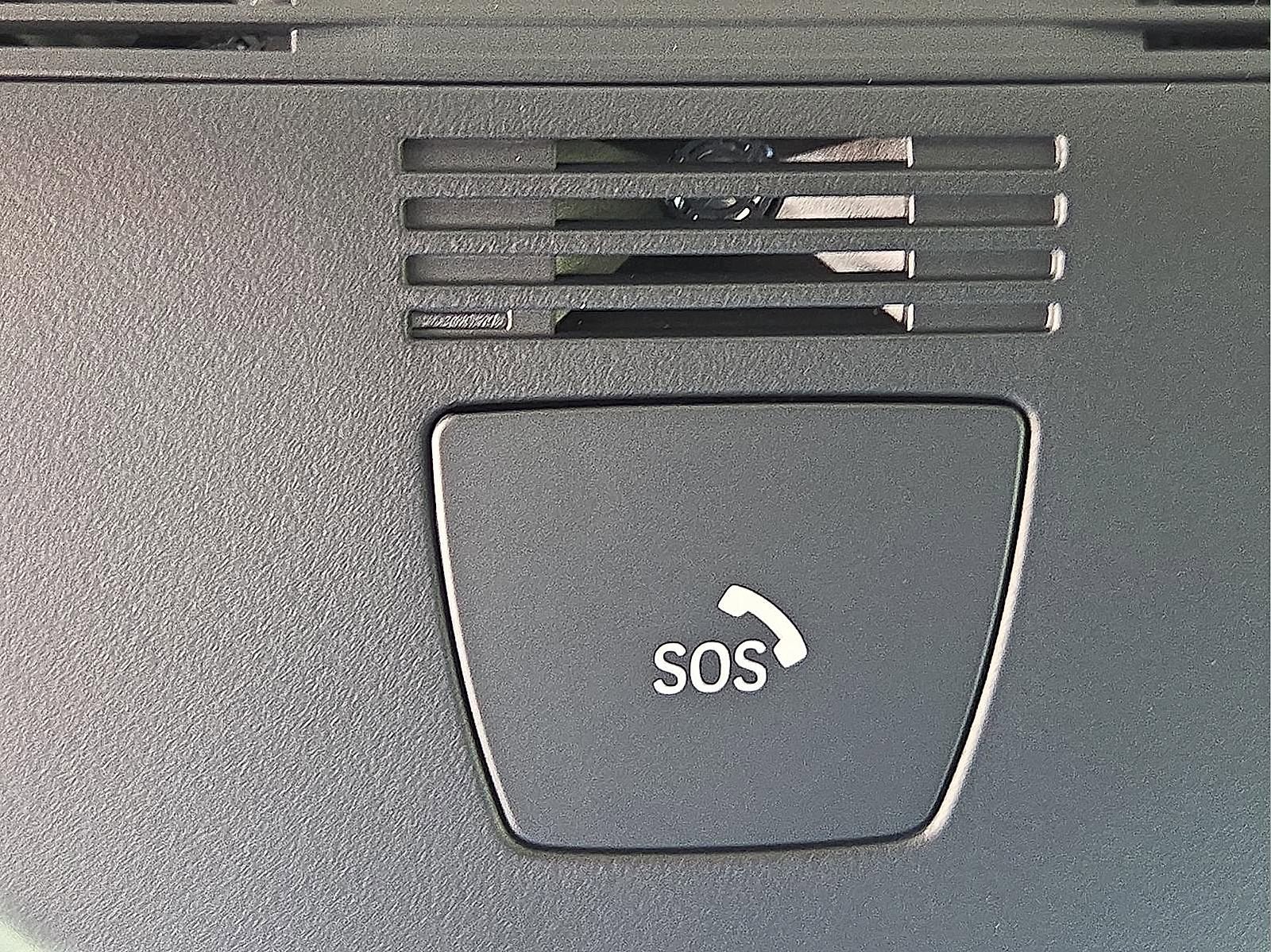 Used 2026 BMW X7 xDrive40i w/ Premium Package image 21