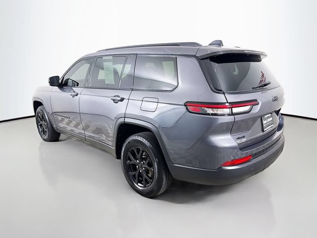 Used 2024 Jeep Grand Cherokee L Altitude AWD/4WD image 5