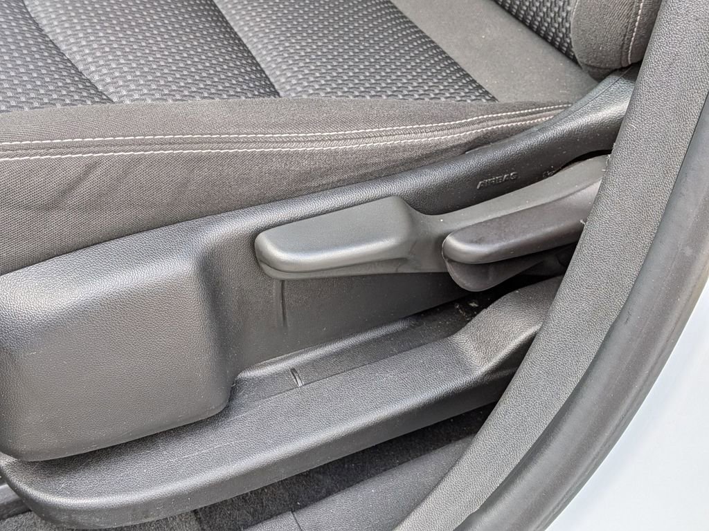 Used 2024 GMC Terrain SLE FWD image 14