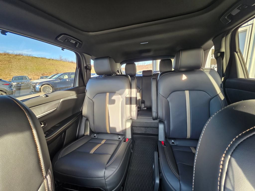 New 2026 MAZDA CX-90 Plug-In Hybrid w/ Premium Plus AWD/4WD image 19