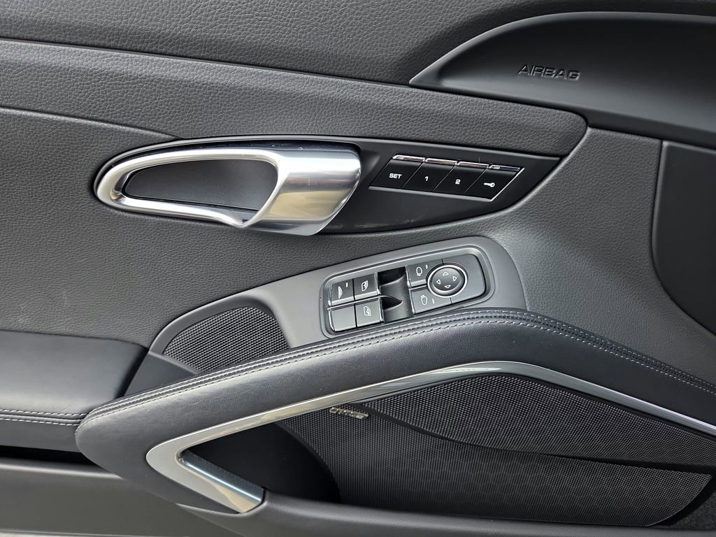 Certified 2017 Porsche 911 Carrera S image 8