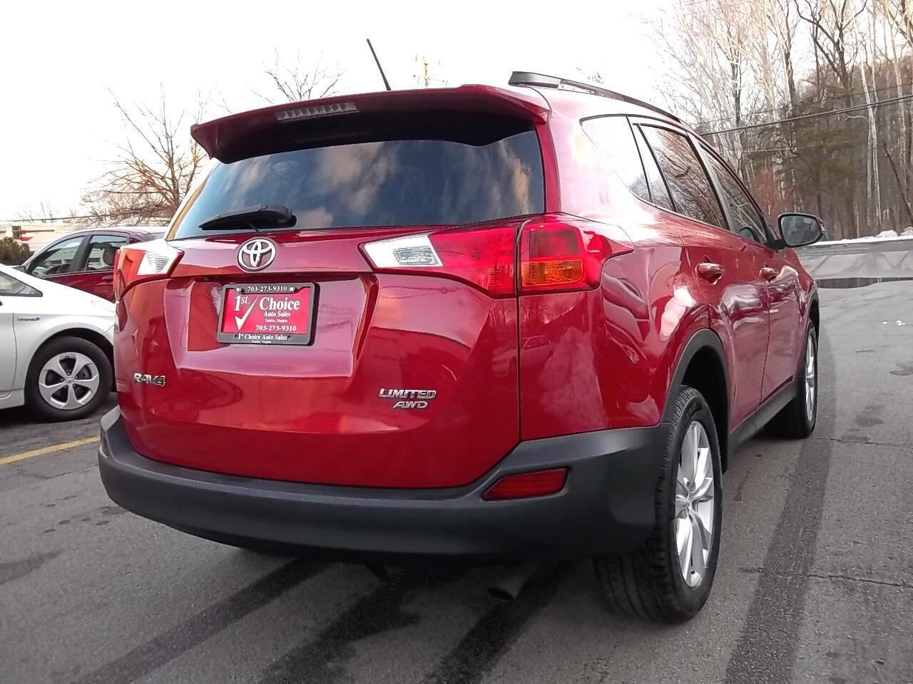 Used 2014 Toyota RAV4 Limited image 2