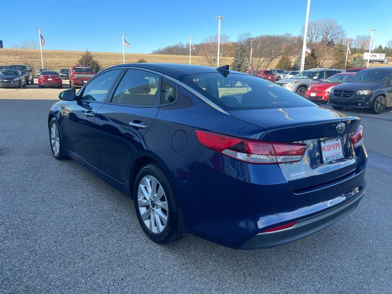 Used 2018 Kia Optima LX w/ Convenience Package image 4