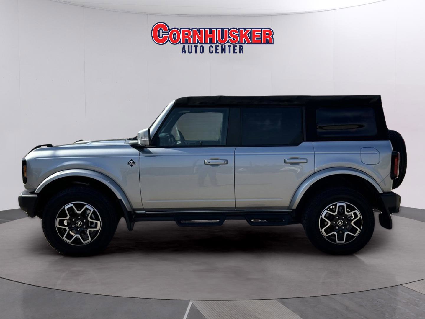 Used 2022 Ford Bronco Outer Banks image 5