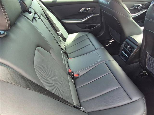 Used 2022 BMW 330i Sedan w/ Driving Assistance Package RWD image 21