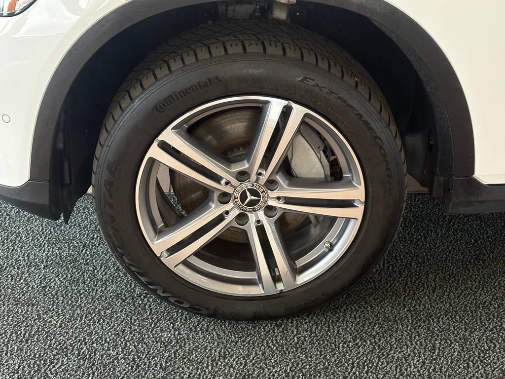 Used 2021 Mercedes-Benz GLC 300 4MATIC image 8