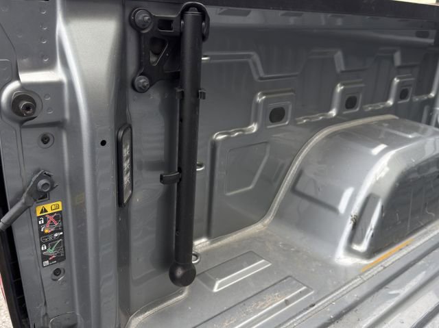 Used 2025 GMC Sierra 1500 SLT RWD image 30