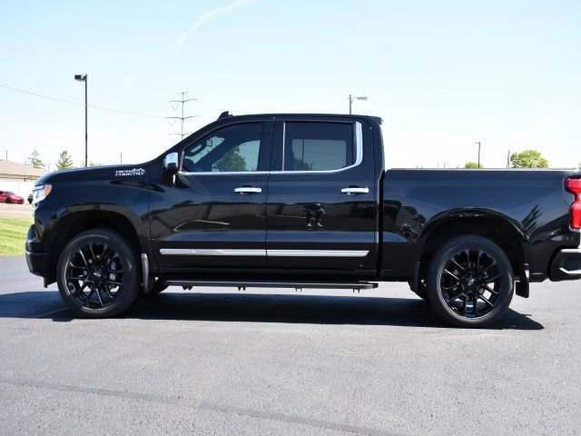Used 2024 Chevrolet Silverado 1500 High Country w/ High Country Premium Package AWD/4WD image 4