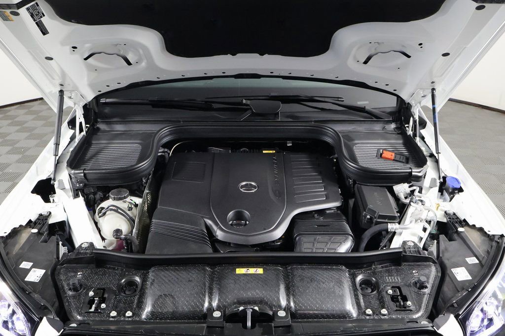 New 2026 Mercedes-Benz GLS 450 4MATIC image 10