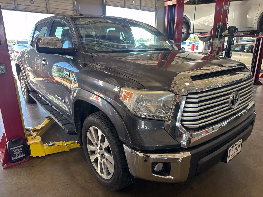 Used 2014 Toyota Tundra Limited w/ Limited Premium Package RWD image 4