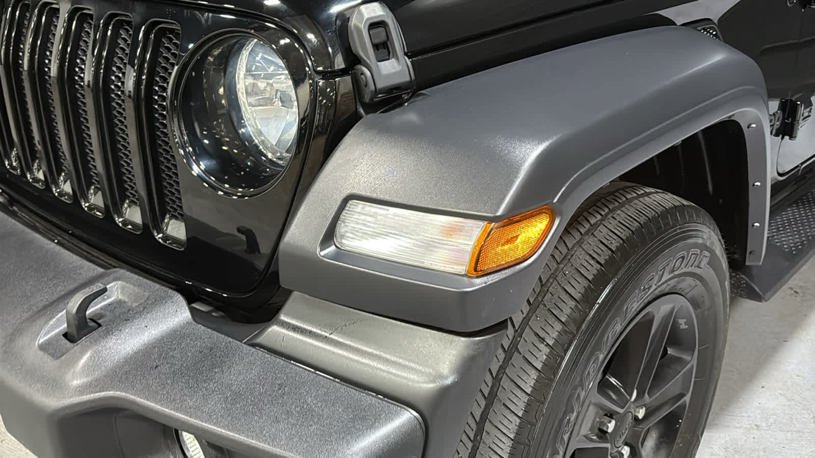 Used 2022 Jeep Wrangler Unlimited Sport AWD/4WD image 7