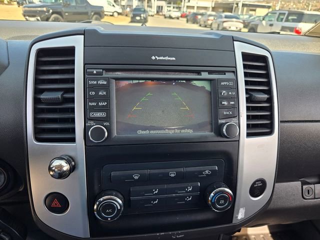 Used 2015 Nissan Xterra PRO-4X AWD/4WD image 9