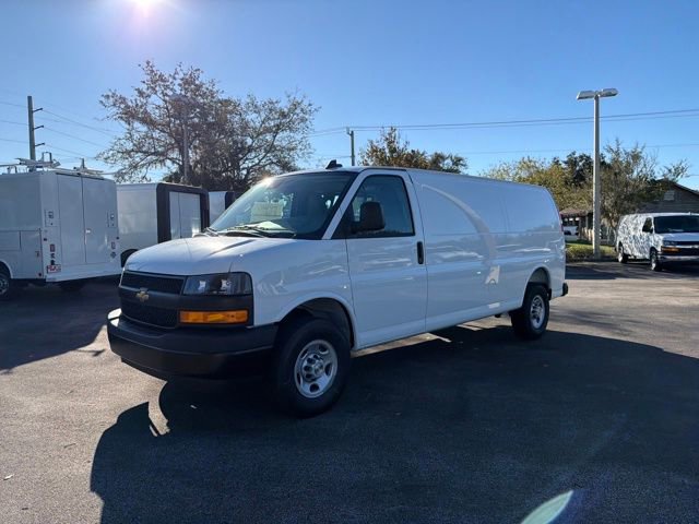 New 2025 Chevrolet Express 2500 Work Van 3D Extended Cargo Van w/ Driver Convenience Package RWD video 2