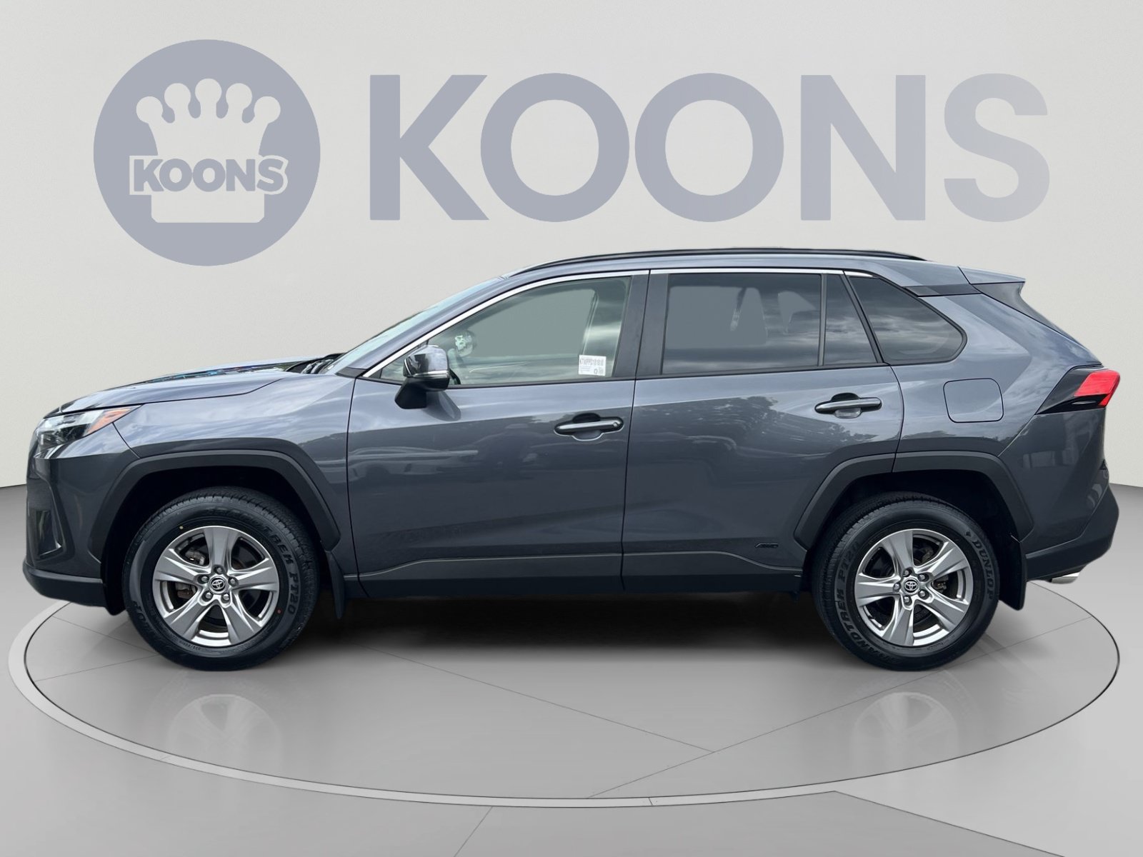 Used 2023 Toyota RAV4 LE AWD/4WD image 2