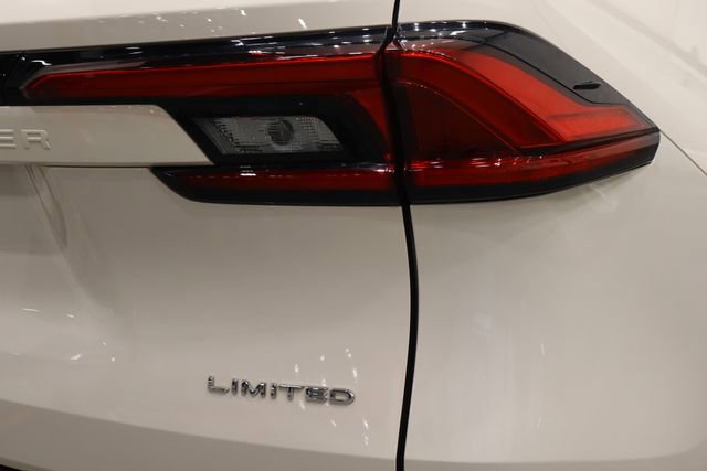 Used 2024 Toyota Grand Highlander Limited FWD image 46