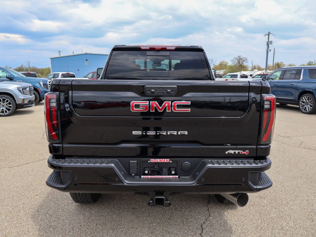 New 2026 GMC Sierra 2500 AT4 image 4