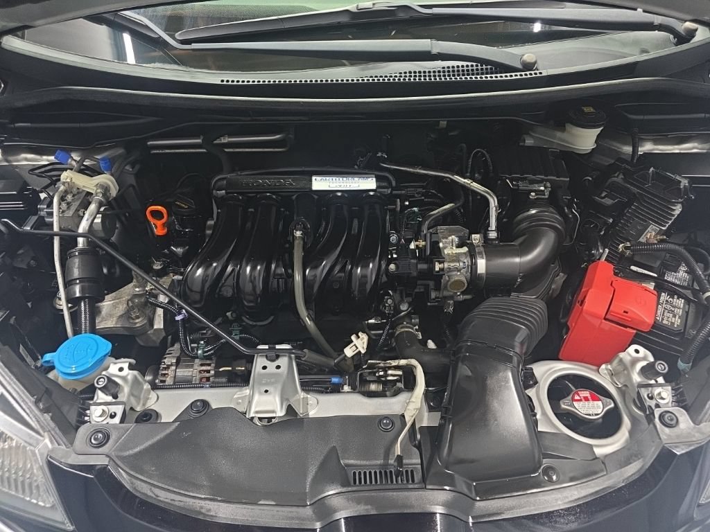 Used 2015 Honda Fit EX image 19
