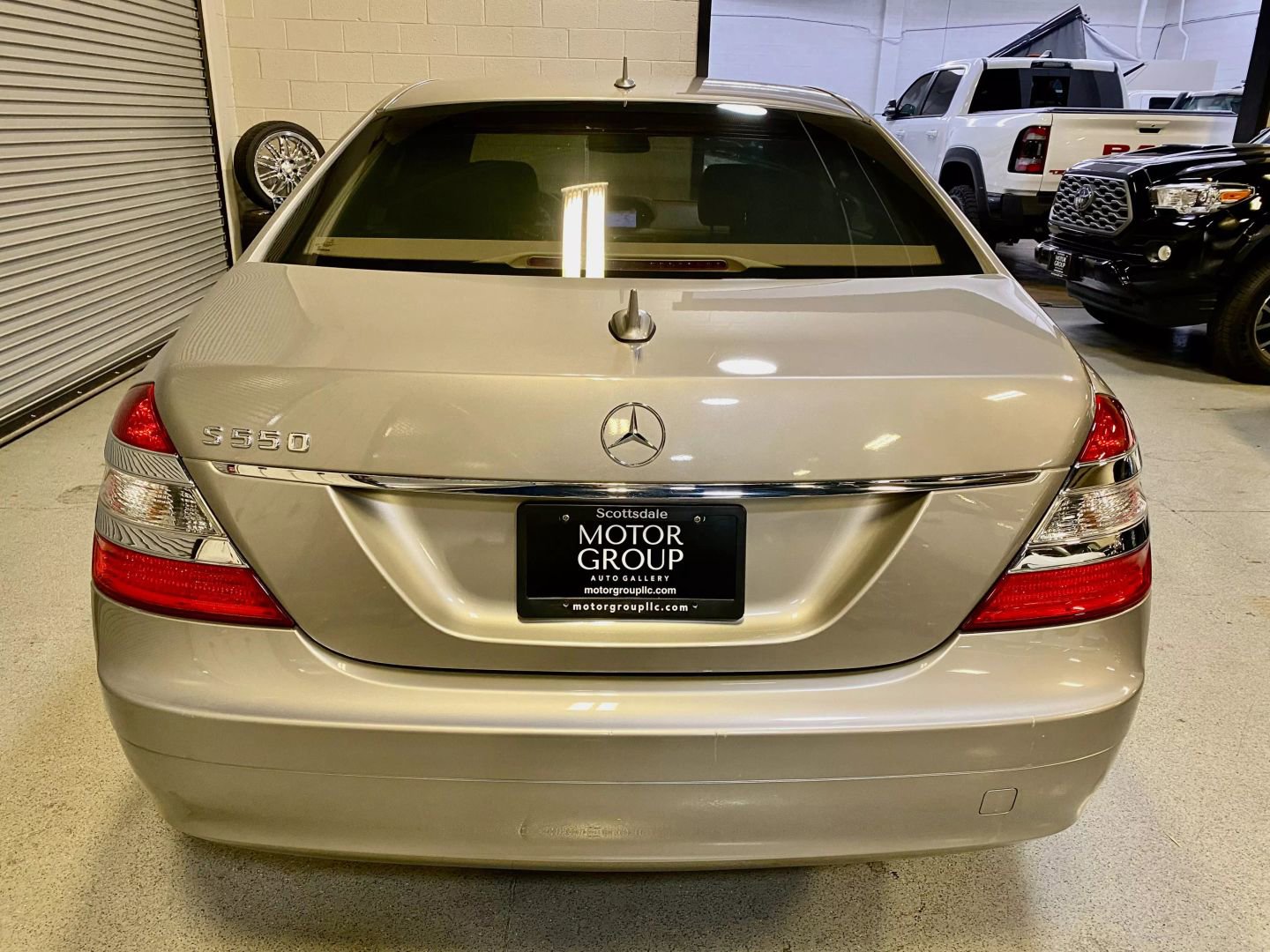 Used 2007 Mercedes-Benz S 550 Sedan image 9