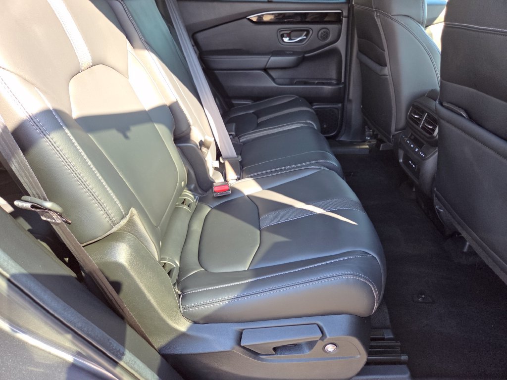 Certified 2025 Honda Pilot EX-L image 29