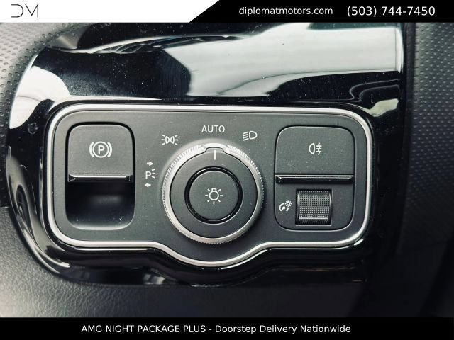 Used 2025 Mercedes-Benz CLA 35 AMG 4MATIC image 40