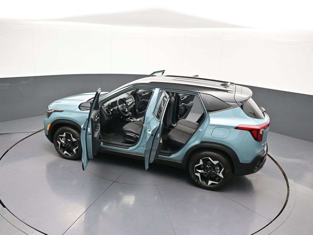 Certified 2025 Kia Seltos S AWD/4WD image 43