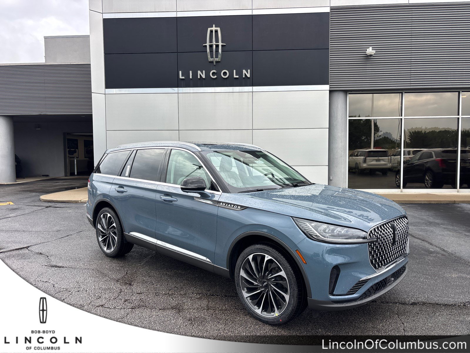 New 2026 Lincoln Aviator Reserve AWD/4WD image 1