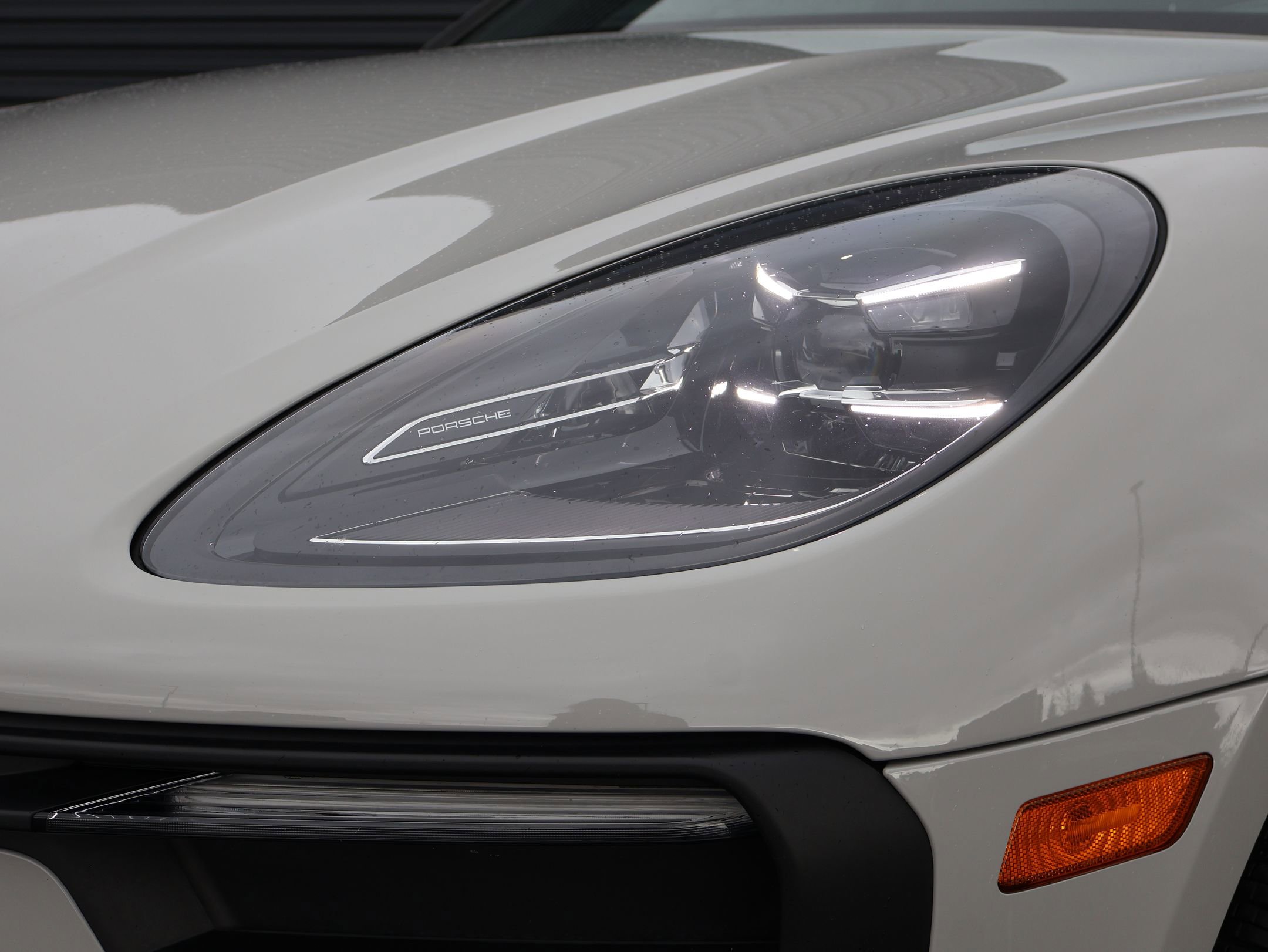 Certified 2026 Porsche Macan AWD/4WD image 12