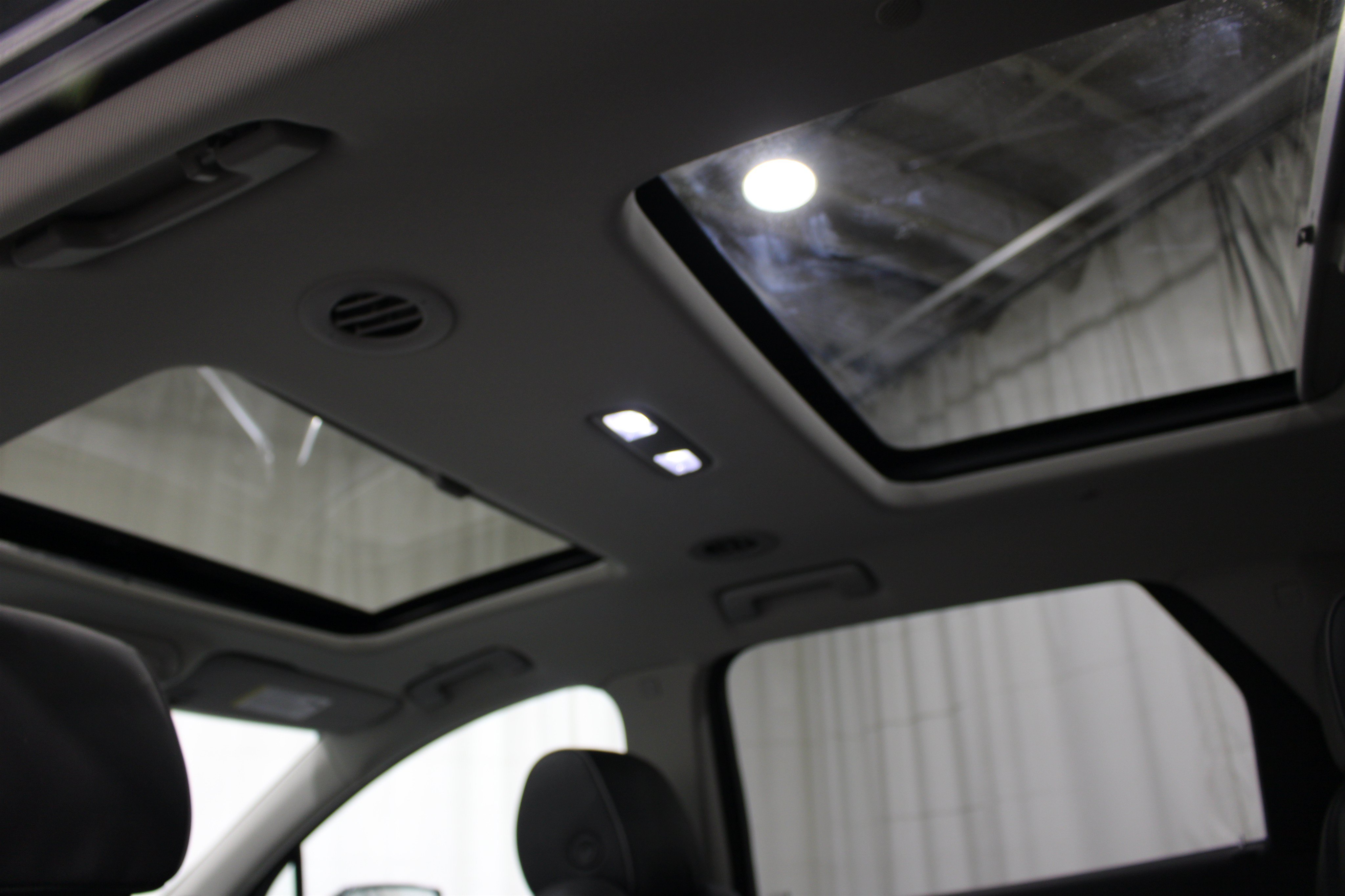 Used 2019 Buick Enclave Avenir w/ Avenir Technology Package FWD image 25