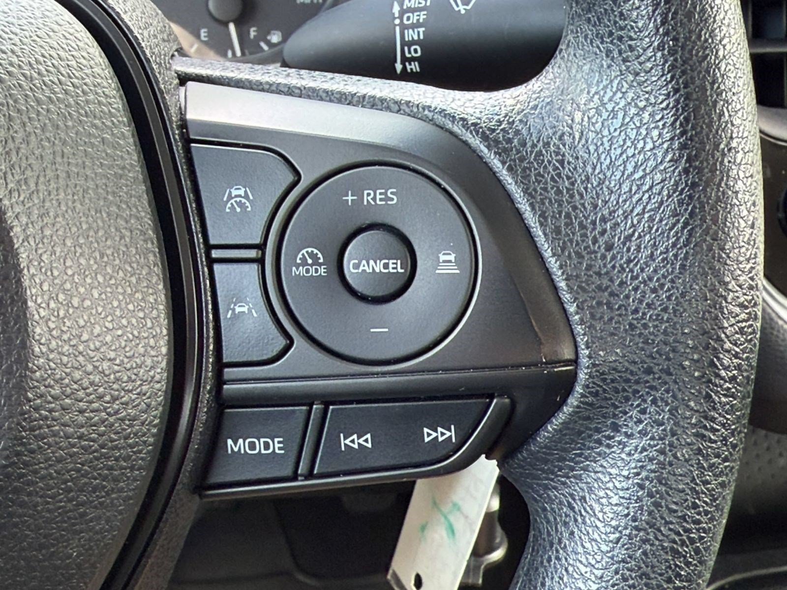 Used 2023 Toyota Corolla LE FWD image 18