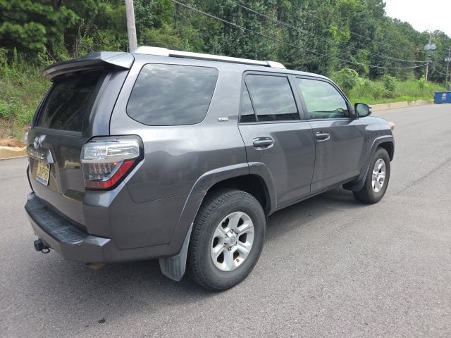 Used 2016 Toyota 4Runner SR5 Premium RWD image 3