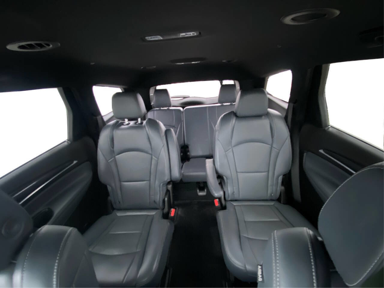 Used 2022 Buick Enclave Premium image 13