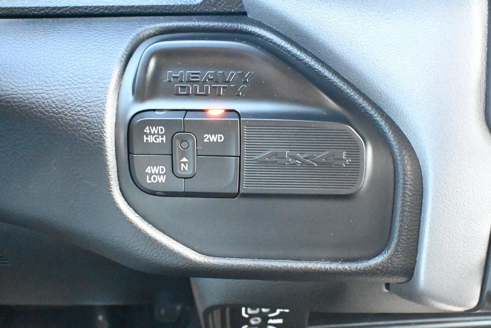 Used 2024 RAM 2500 Big Horn AWD/4WD image 18