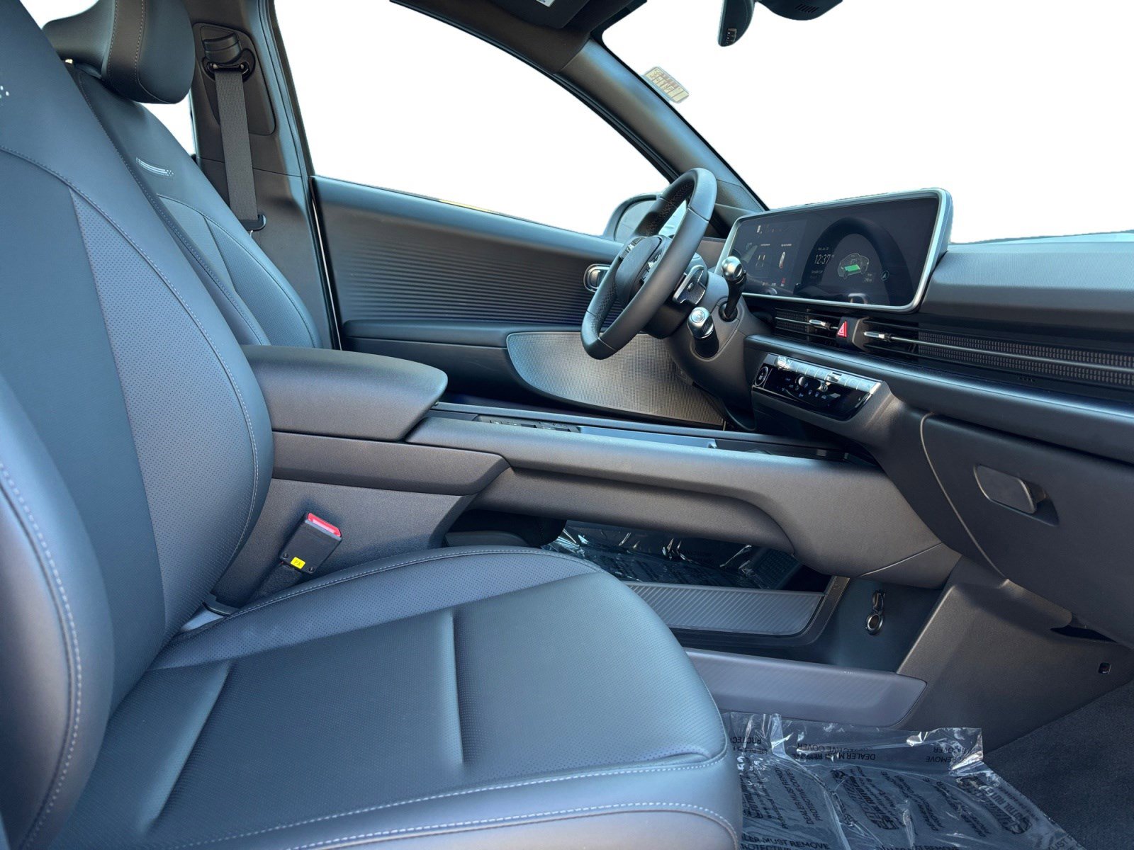 Used 2025 Hyundai Ioniq 6 SEL image 15